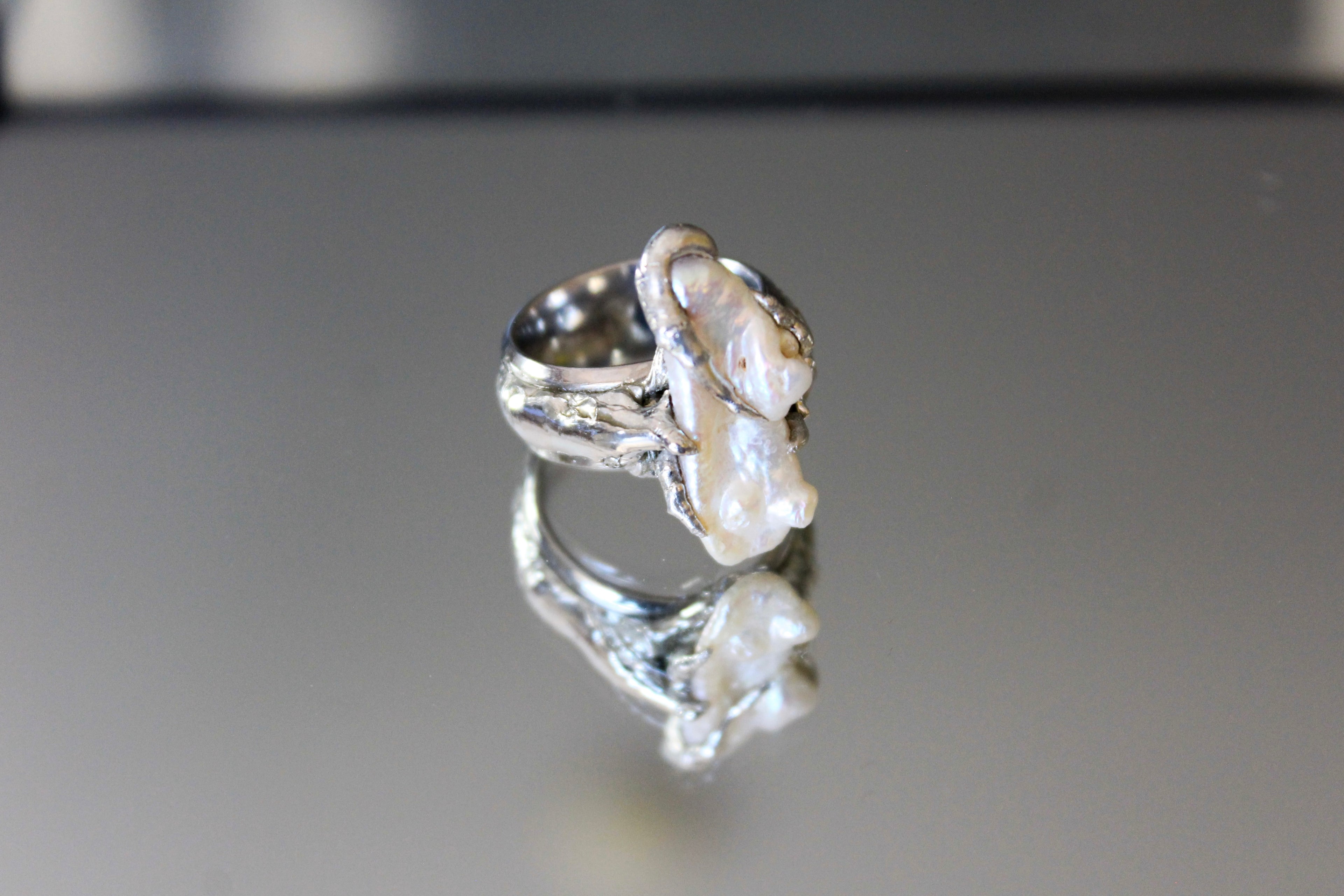 Classic Pearl Ring