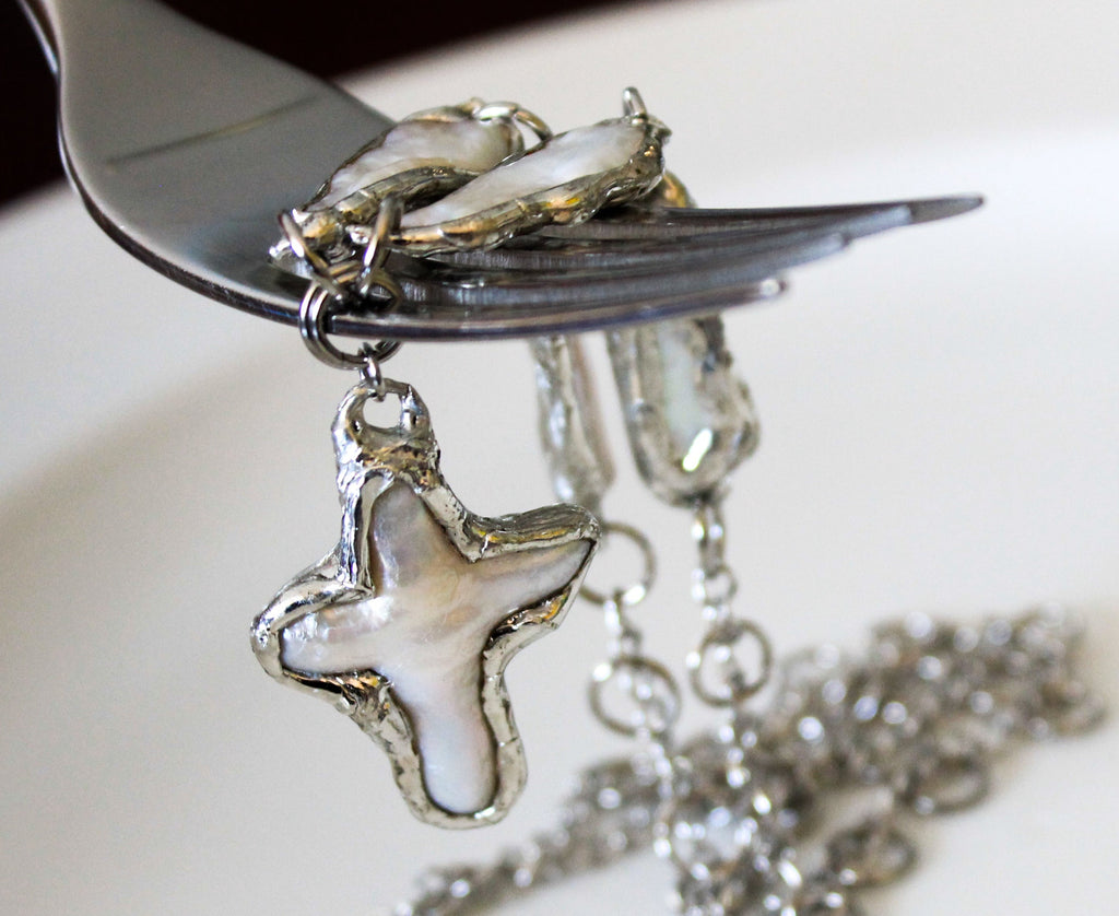 Praise the Pearl Necklace
