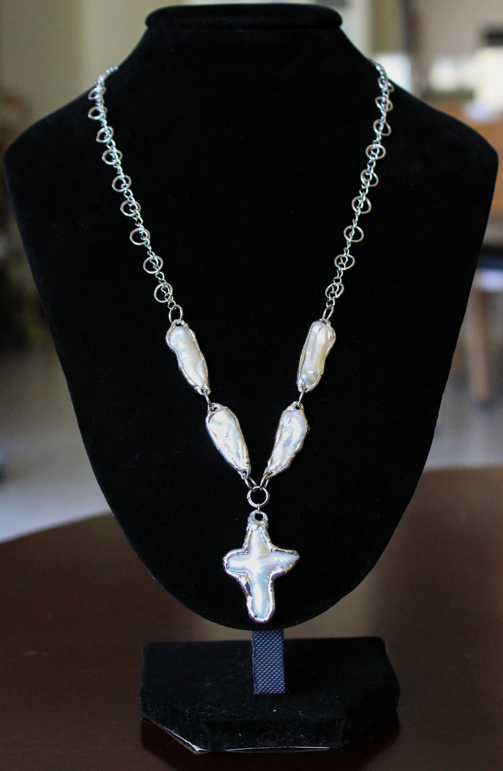 Praise the Pearl Necklace